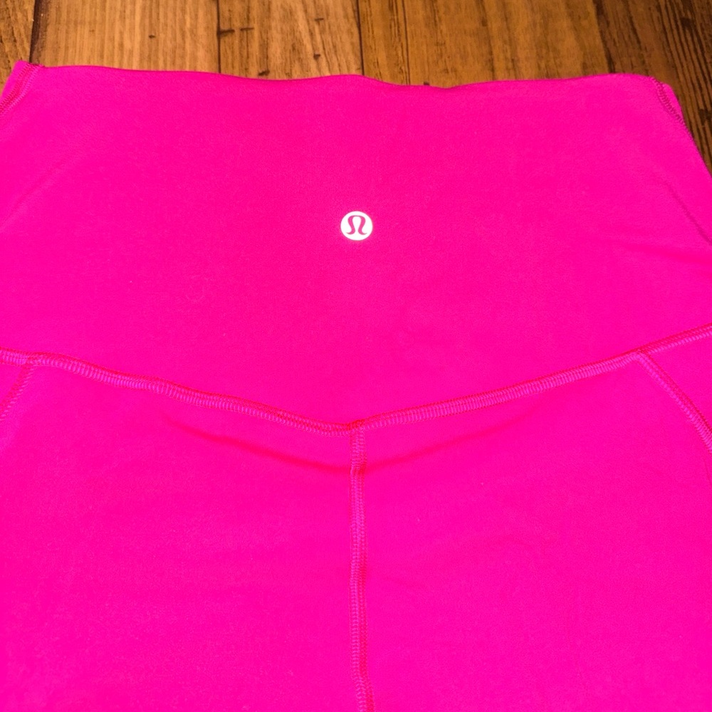 NWOT Lululemon Align High-Rise Pant with Pockets 25"
Passionate pink size 8 - Picture 10 of 13